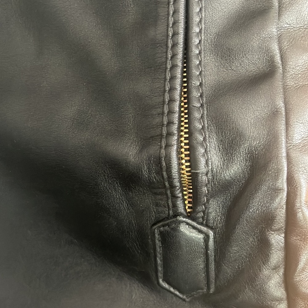 $10K CHANEL LEATHER TRAVEL GARMENT - RARE COLLECTOR VINTAGE - Picture 9 of 16